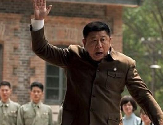 乾隆的九龙宝剑面世后，经历了哪些主人，他们的结局是怎么的呢？