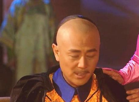 皇太极为什么会选不满6周岁的<a href=https://www.lishiji.cn/lishi/421/ target=_blank class=infotextkey>顺治</a>继承<a href=https://www.lishiji.cn/lishi/4829/ target=_blank class=infotextkey>皇位</a>？