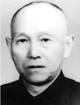 游国恩有着怎样的研究贡献？他的理论思想是怎样的