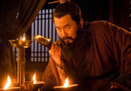 孔融是什么死的 为什么曹操会杀了他呢 孔融是什么死的 为什么曹操会杀了他呢