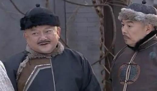 乾隆在位时为什么不动和珅？嘉庆动了之后追悔莫及！