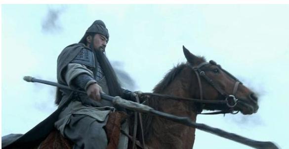她是关羽的女儿，拜赵云为师后成为大将