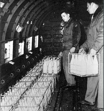 第一次柏林危机是在什么样的背景下发生的 第一次柏林危机简介