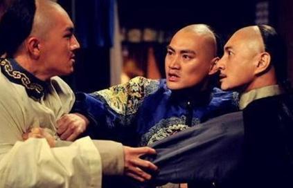 九子夺嫡中为何雍正能够脱颖而出呢 他是怎么当上皇帝的 九子夺嫡中为何雍正能够脱颖而出呢 他是怎么当上皇帝的