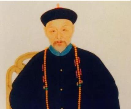 鄂尔泰：深受雍正信任，年羹尧也对其拉拢