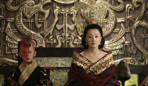 周勃为什么会一再对吕后妥协？难道他是忘了刘备死前安刘的重任