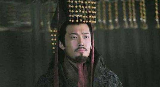 陆逊为什么任丞相一年就被逼死？他跟孙权是什么关系