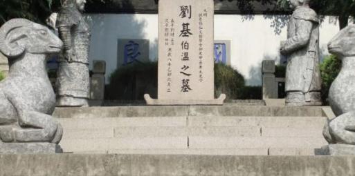 朱元璋能称帝谁的功劳最大?他一个人抵过百万雄师! 朱元璋能称帝谁的功劳最大?他一个人抵过百万雄师!