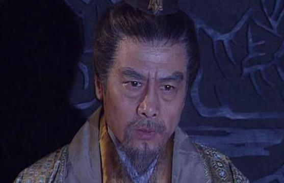三国孙坚被乱箭射死后遗体是怎么回到江东的？是谁去要回来的