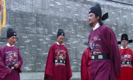 胡惟庸擅自专权这么多年 为何朱元璋会如此纵容他呢