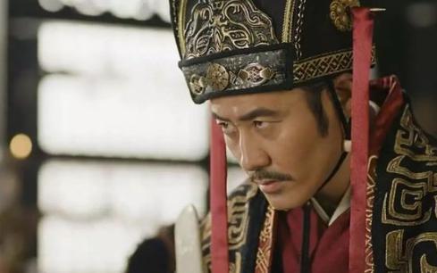 司马懿是怎么成为曹魏权臣的？靠熬和无耻，还有遇到了猪一样的曹氏宗亲