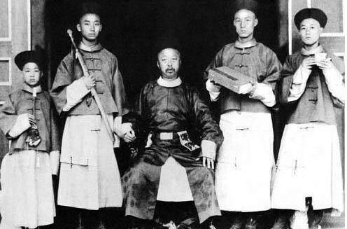 慈禧赐给妹夫一顶轿子，为什么不敢用？