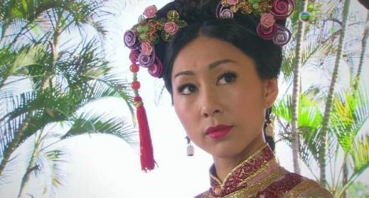 彤贵妃深受宠爱是后宫二把手，为什么会连降三级？