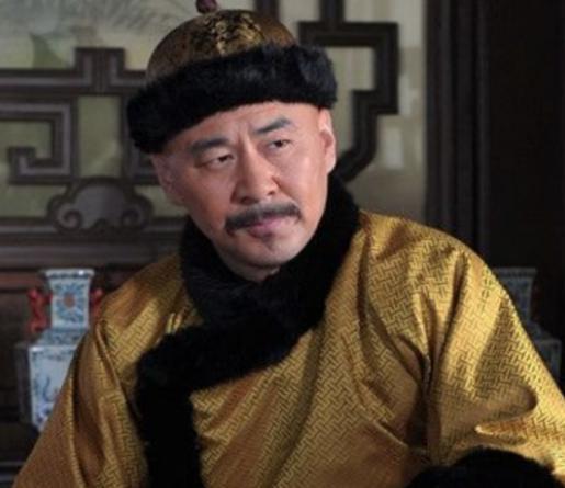 康熙在位61年,乾隆在位60年,为什么雍正在位才13年? <a href=https://www.lishiji.cn/lishi/420/ target=_blank class=infotextkey>康熙</a>在位61年,乾隆在位60年,为什么雍正在位才13年?