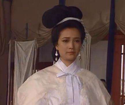 历史上小乔跟周瑜之间存在感情吗？只是战利品