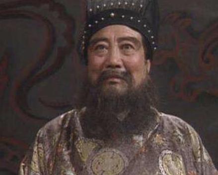 曹操和董卓都是盗墓的 两人相比谁的盗墓技术更强呢