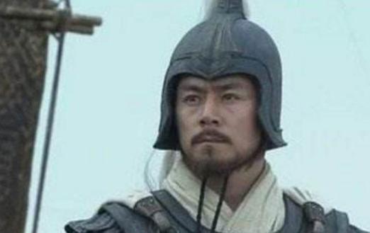 潘璋明明用不了青龙偃月刀为什么还要把它带在身边? 潘璋明明用不了青龙偃月刀为什么还要把它带在身边?