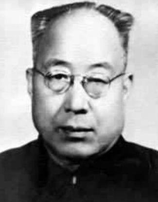 杨钟健：地质学家和古生物学家，中国古脊椎动物学的开拓者和奠基人