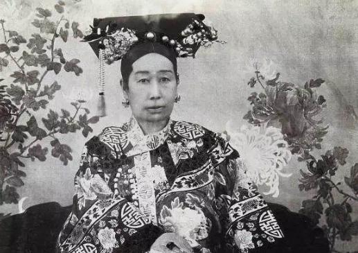 光绪皇帝真的是被谋杀的吗？慈禧毒害光绪帝是不是真的？