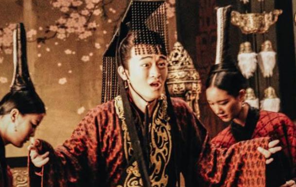 面对缺乏攻城器械的魏军，刘禅为何不战而降？