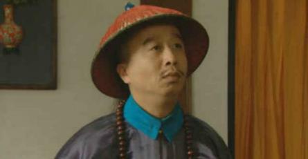 一清官退休时怕被乡亲嘲笑,拉几箱砖头回老家,乾隆知晓后很感动 一清官退休时怕被乡亲嘲笑,拉几箱砖头回老家,乾隆知晓后很感动