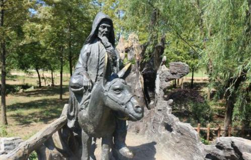 黄承彦为什么要放走鲁陆逊？黄承彦究竟有多神？