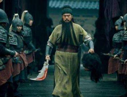 潘璋明明用不了青龙偃月刀为什么还要把它带在身边? <a href=https://www.lishiji.cn/lishi/5404/ target=_blank class=infotextkey>潘璋</a>明明用不了<a href=https://www.lishiji.cn/lishi/2547/ target=_blank class=infotextkey>青<a href=https://www.lishiji.cn/lishi/5152/ target=_blank class=infotextkey>龙</a>偃月<a href=https://www.lishiji.cn/lishi/11915/ target=_blank class=infotextkey>刀</a></a>为什么还要把它带在身边?