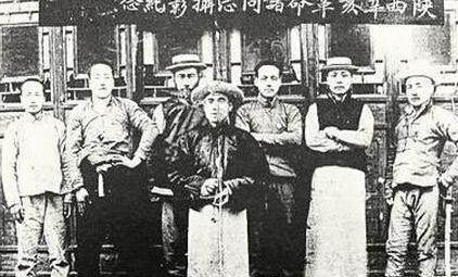 中国近代英烈萧楚女:燃烧自己,照亮别人 中国近代英烈萧楚女:燃烧自己,照亮别人
