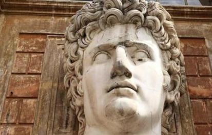 大阿格里皮娜出身高贵，可儿子是暴君，女儿是毒妇