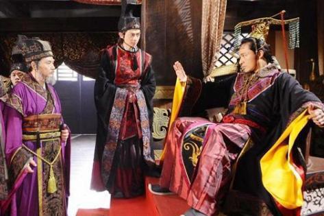 范蠡是怎么知道勾践只可共患难,不能共享乐的? 范蠡是怎么知道勾践只可共患难,不能共享乐的?