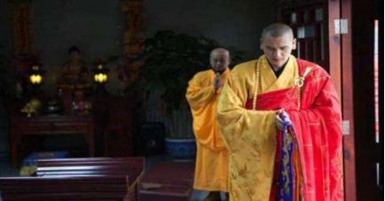 朱元璋为难寺庙和尚 主持八个字却救了寺庙和尚的命 朱元璋为难寺庙和尚 主持八个字却救了寺庙和尚的命