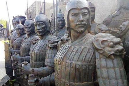 耿炳文是怎么躲过朱元璋的猜忌的?耿炳文最后怎么样了? 耿炳文是怎么躲过朱元璋的猜忌的?耿炳文最后怎么样了?