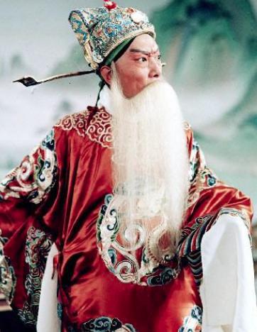 谭富英的唱段有何特点?京剧大师的生平故事 谭富英的唱段有何特点?京剧大师的生平<a href=https://www.lishiji.cn/lishi/1171/ target=_blank class=infotextkey>故事</a>