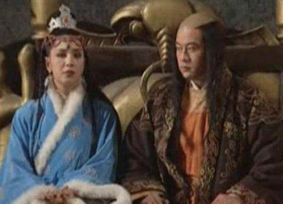 一代英主处死母亲和老婆，最后死在儿子的手里