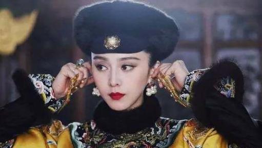 孝贤纯皇后去世后,乾隆为什么对两个太子说皇位没份? 孝贤纯皇后去世后,乾隆为什么对两个<a href=https://www.lishiji.cn/lishi/4534/ target=_blank class=infotextkey>太子</a>说<a href=https://www.lishiji.cn/lishi/4829/ target=_blank class=infotextkey>皇位</a>没份?