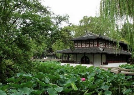 章士钊开除过鲁迅，娶过大家闺秀，还娶了两个姨太太