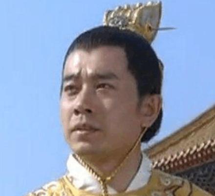 朱元璋的儿子们为什么会安分的做王爷 而不是和他抢夺太子之外呢 朱元璋的儿子们为什么会安分的做王爷 而不是和他抢夺太子之外呢