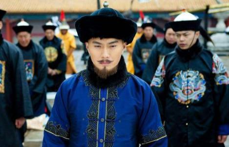 鳌拜位高权重，为什么他还愿意束手就擒？