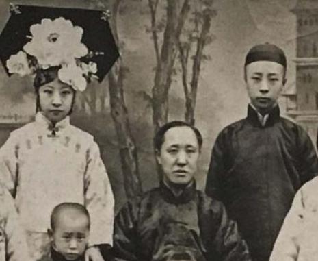光绪和宣统当皇帝,为何亲爹必须搬家 光绪和宣统当皇帝,为何亲爹必须搬家