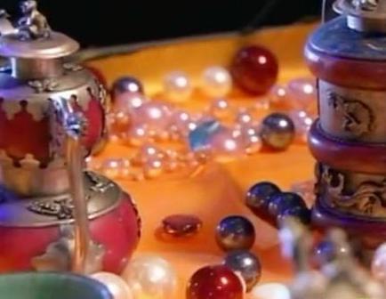 乾隆皇帝到底有多心机 乾隆死后留给嘉庆一笔巨款