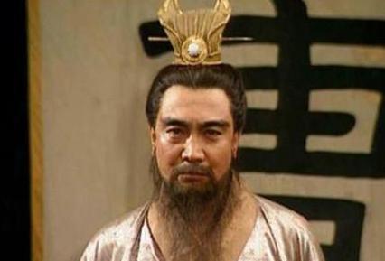 曹操是怎么控制甚至利用好汉献帝的 曹操从他身上的到什么