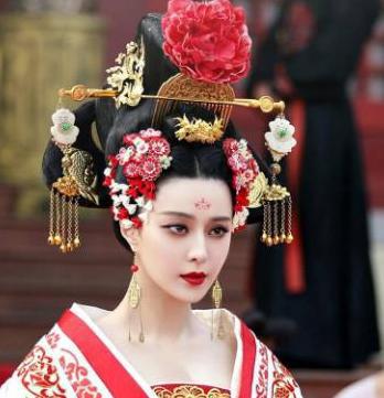 武则天连女儿都亲手掐死 武则天为什么会怕一个小小的猫 武则天连女儿都亲手掐死 武则天为什么会怕一个小小的猫