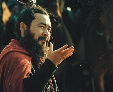 刘备屡战屡败为什么曹操还其视为最大对手呢 这又是为什么呢 刘备屡战屡败为什么曹操还其视为最大对手呢 这又是为什么呢