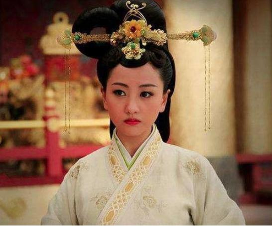 萧观音:辽朝著名女诗人,因一首诗被皇帝打得半死 萧观音:辽朝著名女诗人,因一首诗被皇帝打得半死