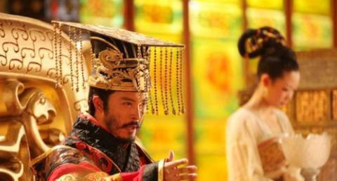 孟昶荒唐到什么程度?曾经他也有一颗当明君的心! 孟昶荒唐到什么程度?曾经他也有一颗当明君的心!