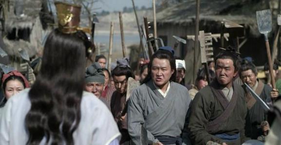 他从战场捡回一条命，后来拜将封侯