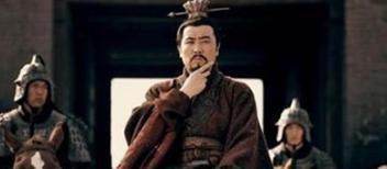诸葛亮病逝举国悲痛，有一个人却仰天长笑？