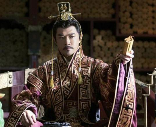 汉武帝只是把窦婴关进监狱，为何又把他斩首示众？