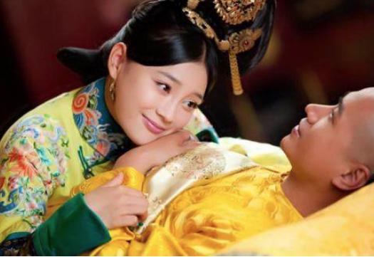 她是被养在宫外的四春娘娘之一,最后由宫女升为妃 她是被养在宫外的四春娘娘之一,最后由宫女升为妃