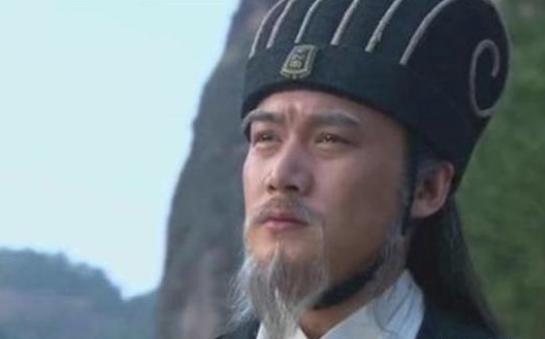 诸葛亮去世后，刘禅在其墓前做了什么事？